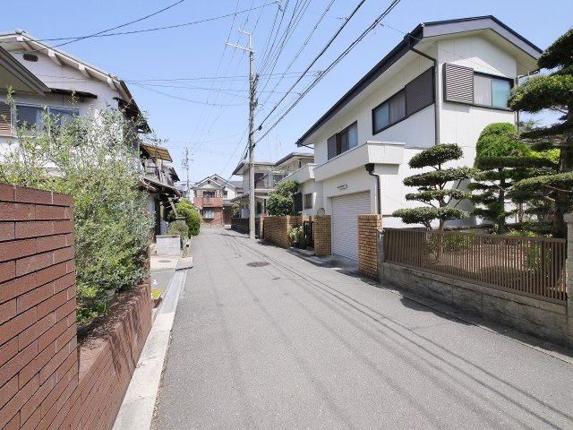 神殿町戸建ての周辺