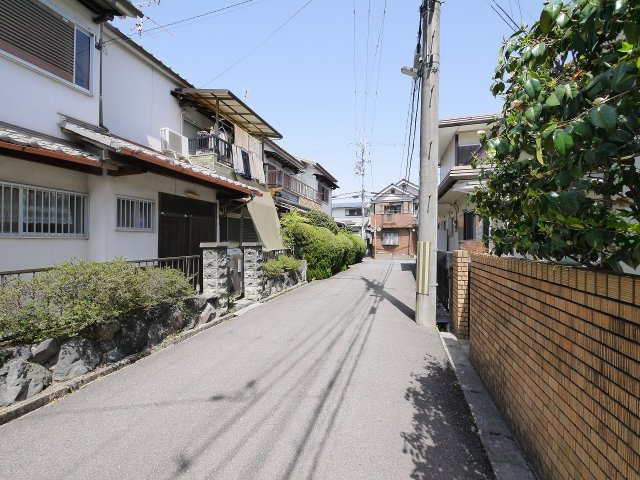 神殿町戸建ての周辺