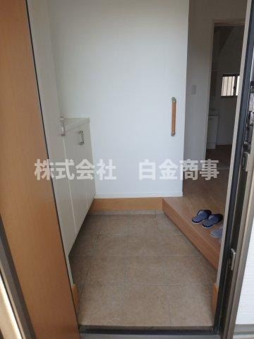 川越市笠幡中古戸建の玄関