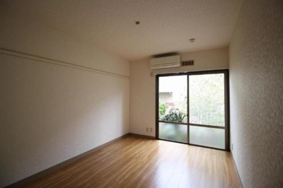 【居間・リビング】 | 清川ハイツ | 居間です