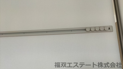 【その他】 | アーバンキャンドルB（家賃半額補助対象） | リビングハンガー掛け