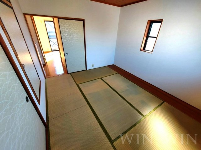 フローレス Cの和室