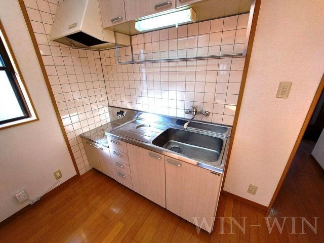 フローレス Cのキッチン