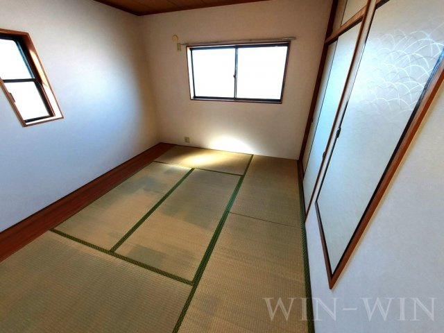 フローレス Cの和室