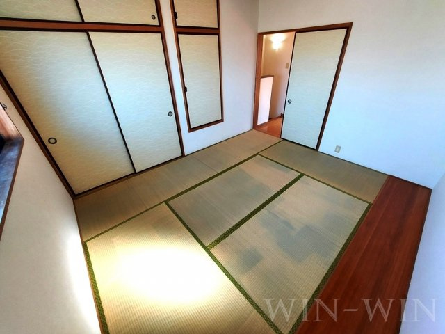 フローレス Cの和室