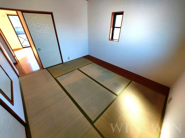 フローレス Cの和室