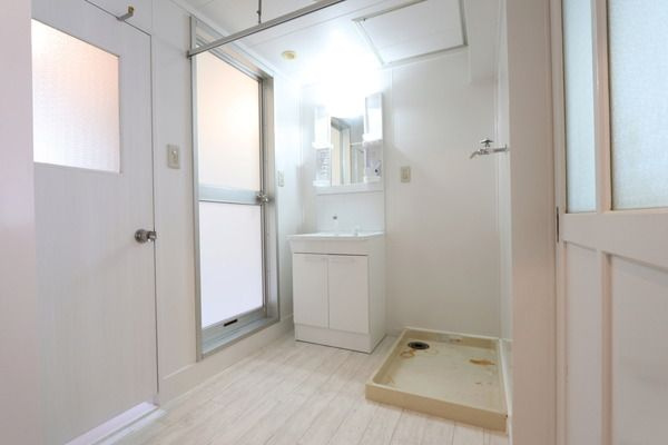 ビレッジハウス白川【キャッシュバック対象】の洗面所|広い洗面スペース