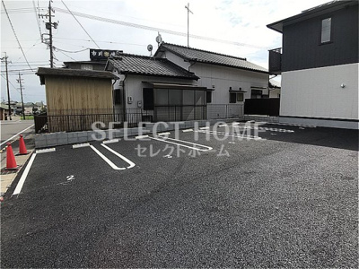 【駐車場】 | フォーブル小針 | 駐車スペースもあります