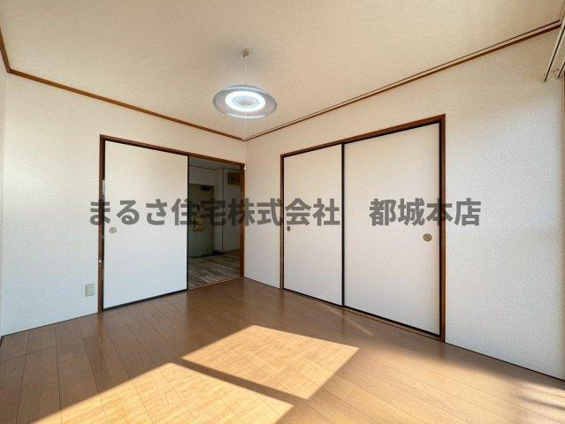 コーポ広原の寝室