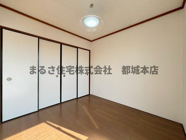 コーポ広原の洋室