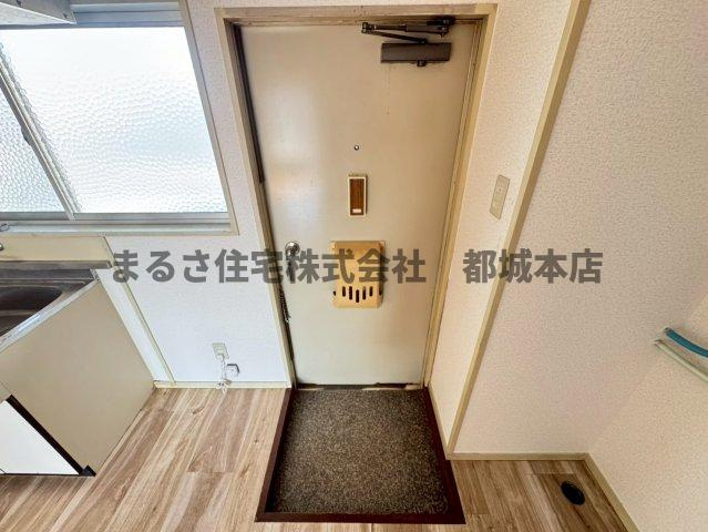 コーポ広原の玄関