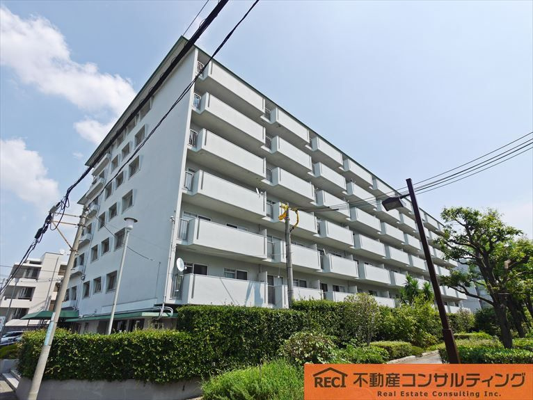 メガロコープ芦屋の外観