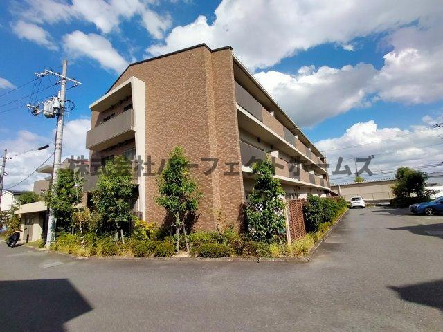 プレザント枚方の外観|外観もきれいです