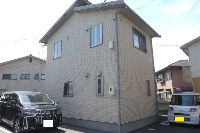 倉敷市西阿知町の一戸建ての外観