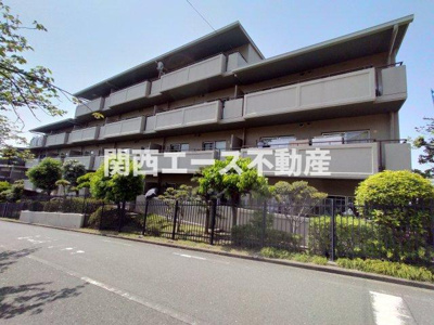 【外観】 | 朝日プラザ生駒西2番館C棟