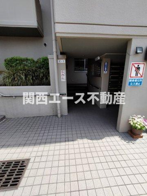 【エントランス】 | 朝日プラザ生駒西2番館C棟