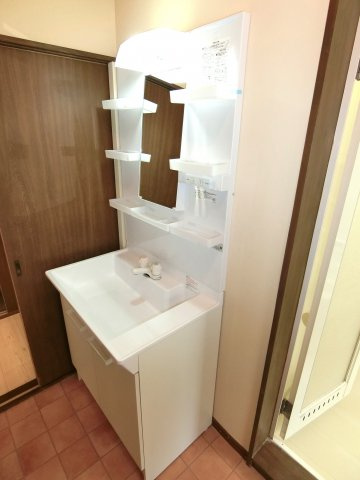 山武市戸田貸家の独立洗面台