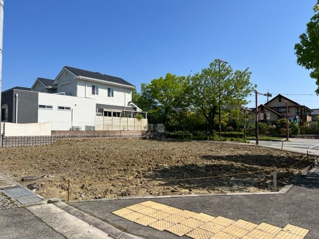 三田市あかしあ台２丁目Ａ号地　土地