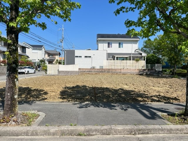 三田市あかしあ台２丁目Ｂ号地　土地