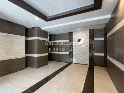 【ロビー】 | ワールドアイ大阪ドームシティ | 落ち着いたロビーです。