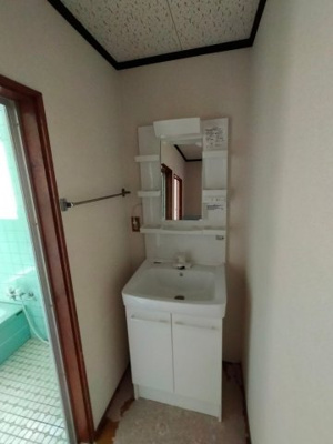 【洗面所】 | 中野１丁目貸家