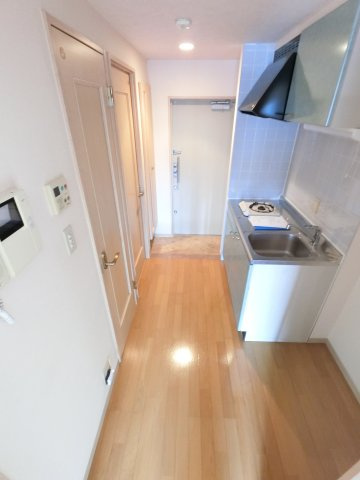 サン・ルピナスの玄関