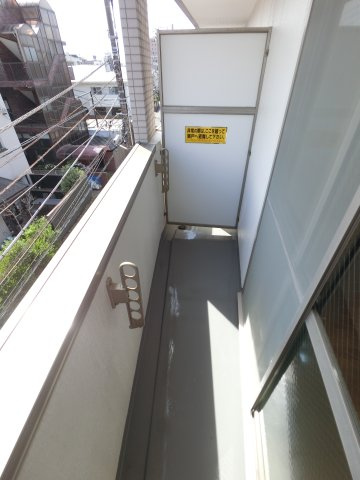 サン・ルピナスのバルコニー