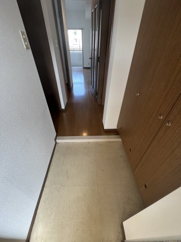 パレ・ソレイユの玄関