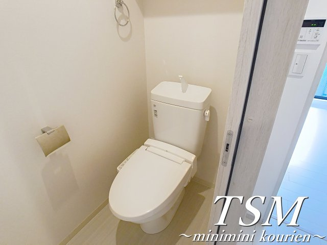 モダンアパートメント枚方三矢町のトイレ