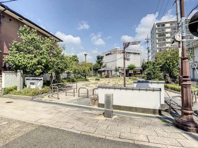 モダンアパートメント枚方三矢町の周辺|近くの公園