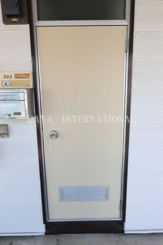 Ｋハイツ山田の玄関
