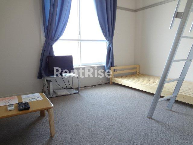 レオパレス川島の居間・リビング