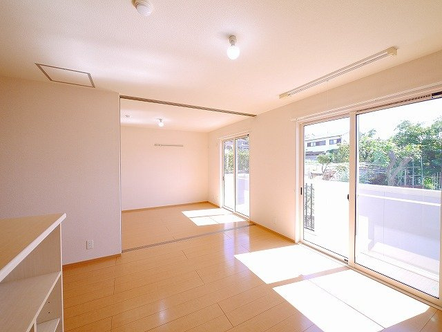 リバーラック　ディライトの居間・リビング|ゆったりとした居間です