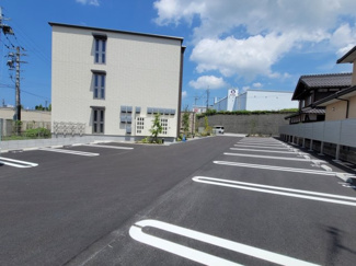 【駐車場】 | 平面で止めやすい駐車場です