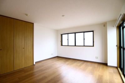 【寝室】 | サンハイツ垂水