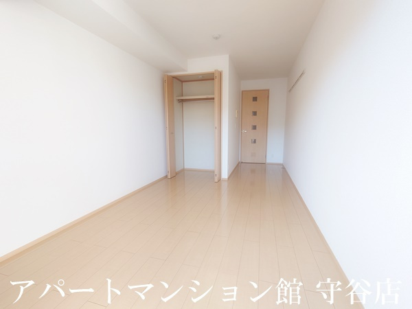 第二AMビルの洋室