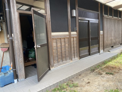 【玄関】 | 和田店舗付き住宅