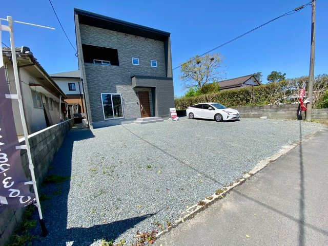 みやま市瀬高町小川の新築一戸建の駐車場