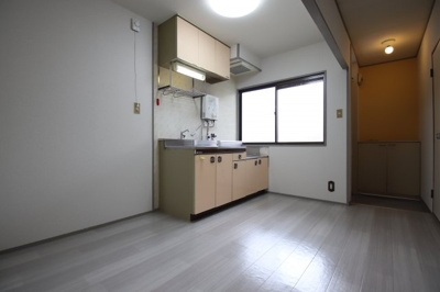 【居間・リビング】 | シャトードイワネE棟