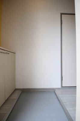 【玄関】 | シャトードイワネE棟