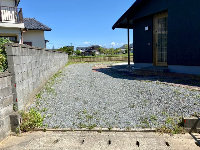 みやま市瀬高町下庄の中古一戸建の駐車場