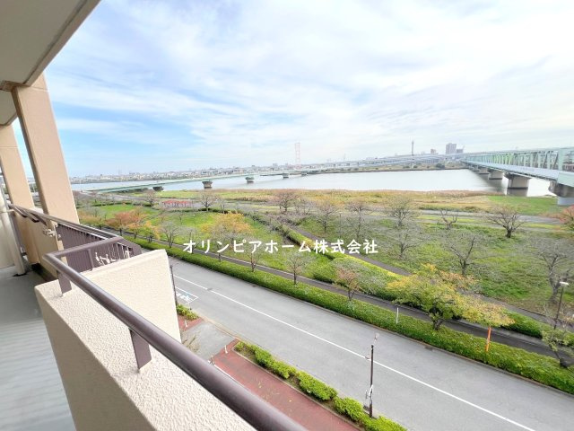 メゾンリバーサイド1号棟　93.41㎡　角　部屋　リ　ノベーション済の展望