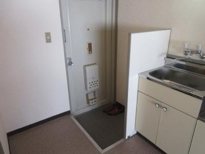 サンハイム島谷の内装