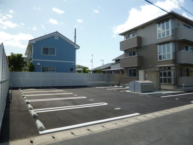 倉敷市大島のアパートの駐車場