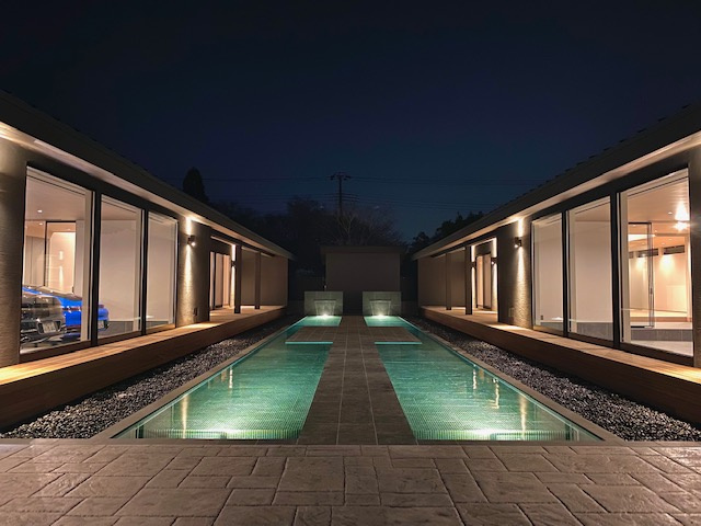 Garesidence 袖ケ浦 ZEN PAVILIONのその他共用部分|ライトアップされた水盤