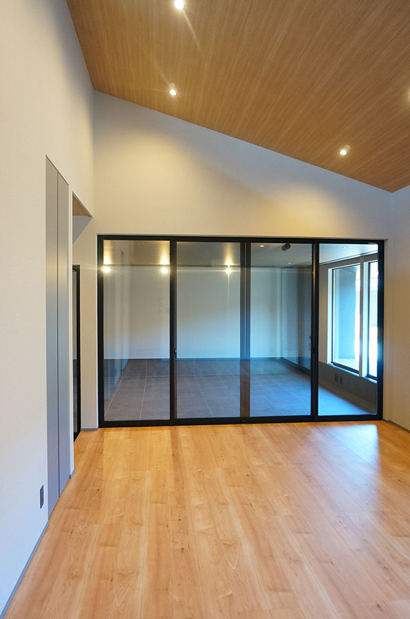 Garesidence 袖ケ浦 ZEN PAVILIONの居間・リビング