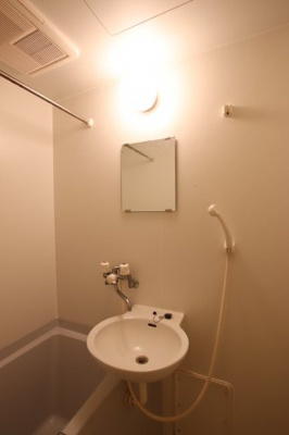 【洗面所】 | スタンドアップ錦町 | 洗面台