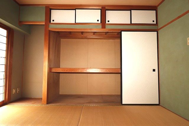 まどかハイツの収納|たっぷりとした収納スペースです