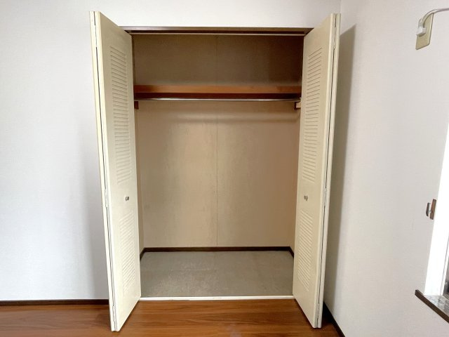 上横地868貸家の収納