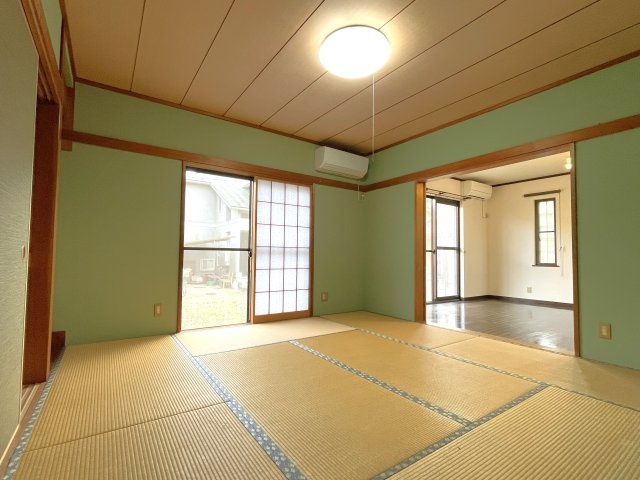 上横地868貸家の和室